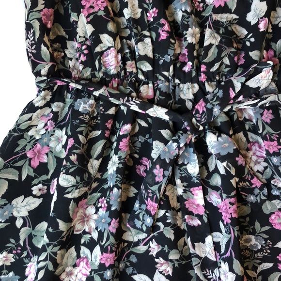 Floral dress - Picture 2 of 5